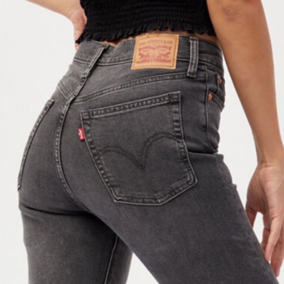 Levi’s Wedgie Skinny Jet Pack - Picture 7 of 9